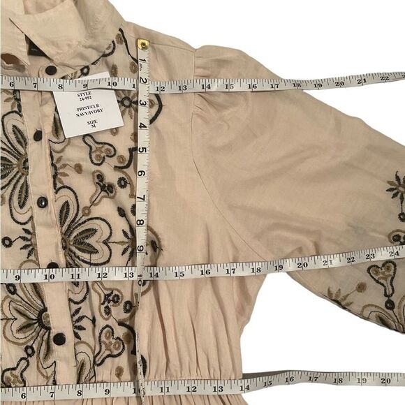 DressNaoo Women’s Size M Navy/Ivory Sleeve and Collar embroidery Detail Dress - Picture 9 of 14